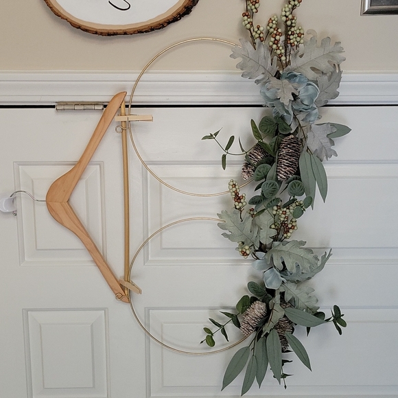 None Other - Set of  Gold Ring Front Door, Hallway or Wall Wreath Décor 16"
